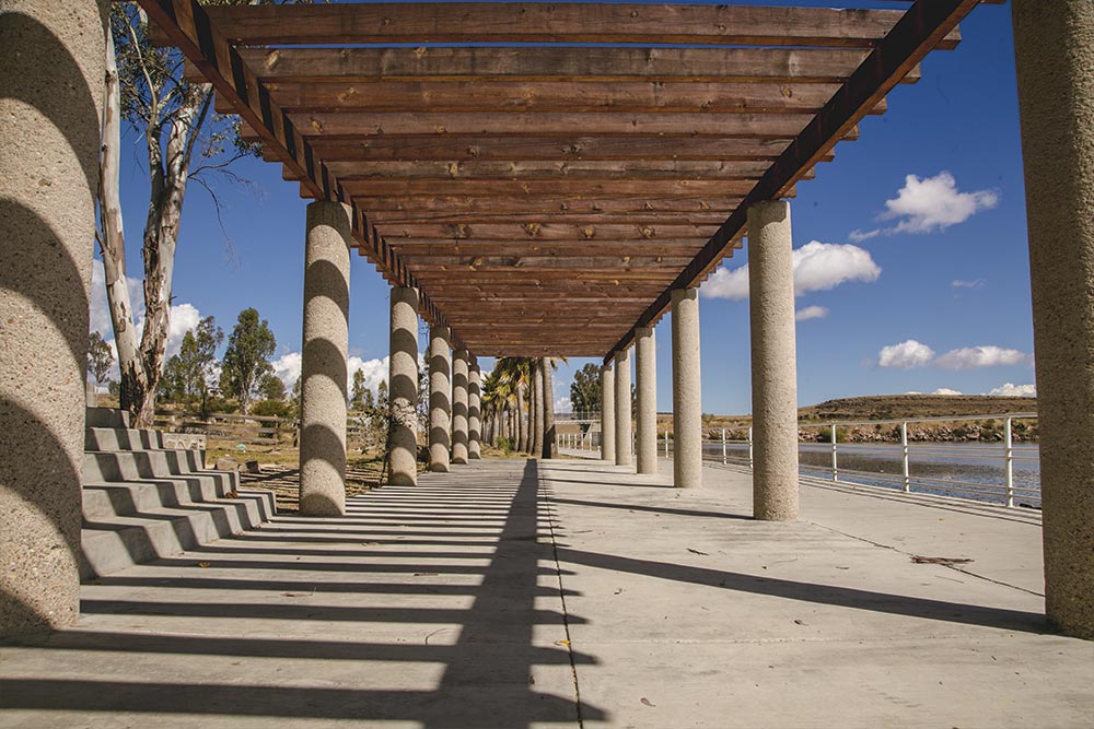 muelle romántico a lago en Teul Zacatecas