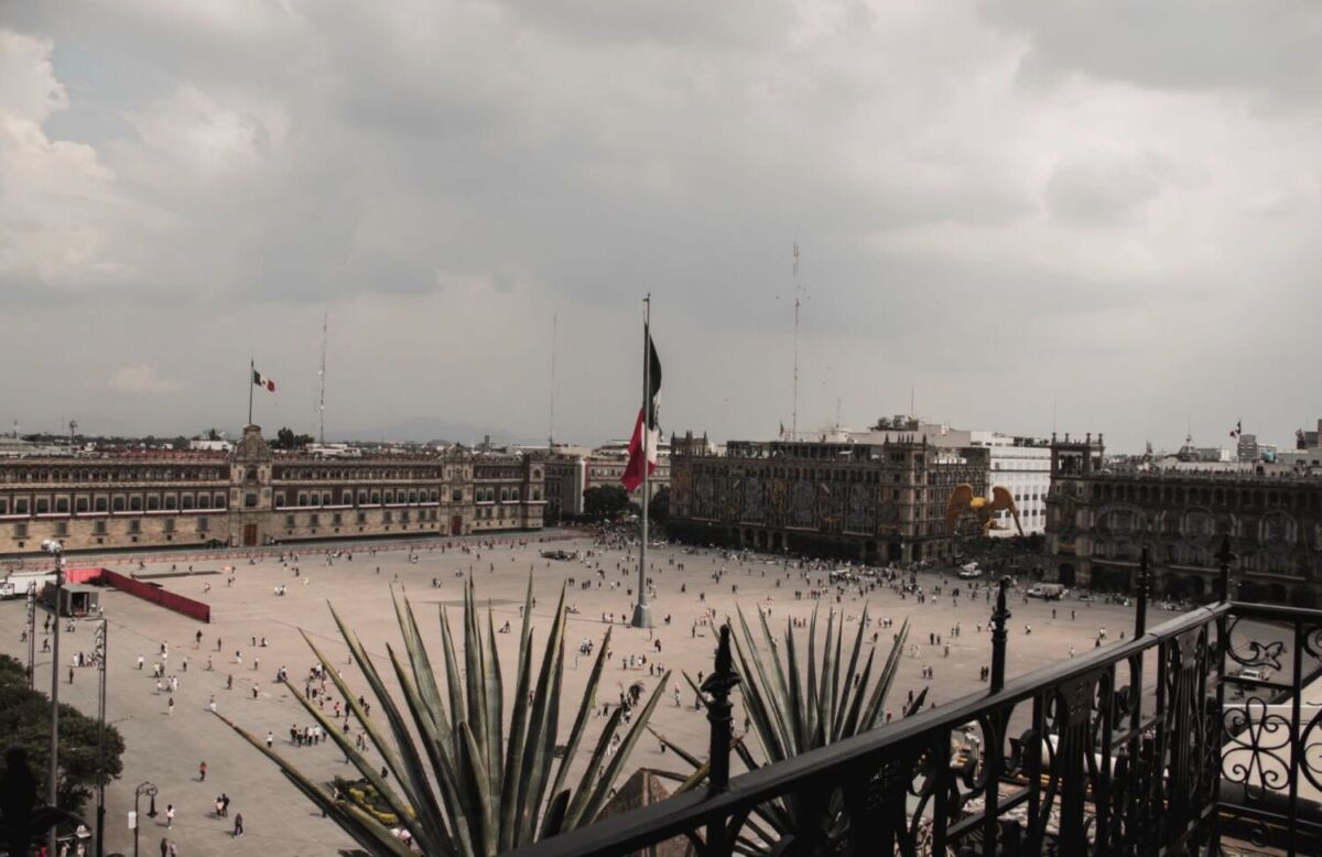 Vista panorámica del Zócalo desde el Balcón del Zócalo