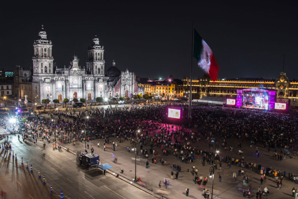 Celebración del Grito de Independencia en el Zócalo de la CDMX