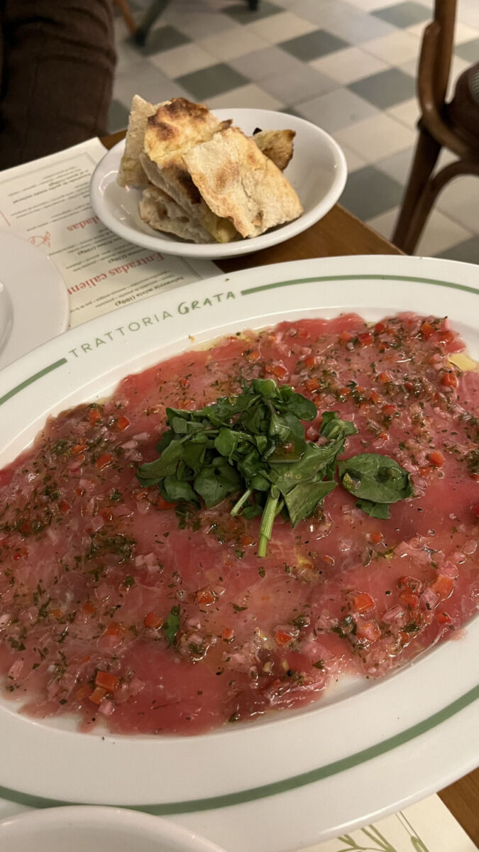 Carpaccio de atún