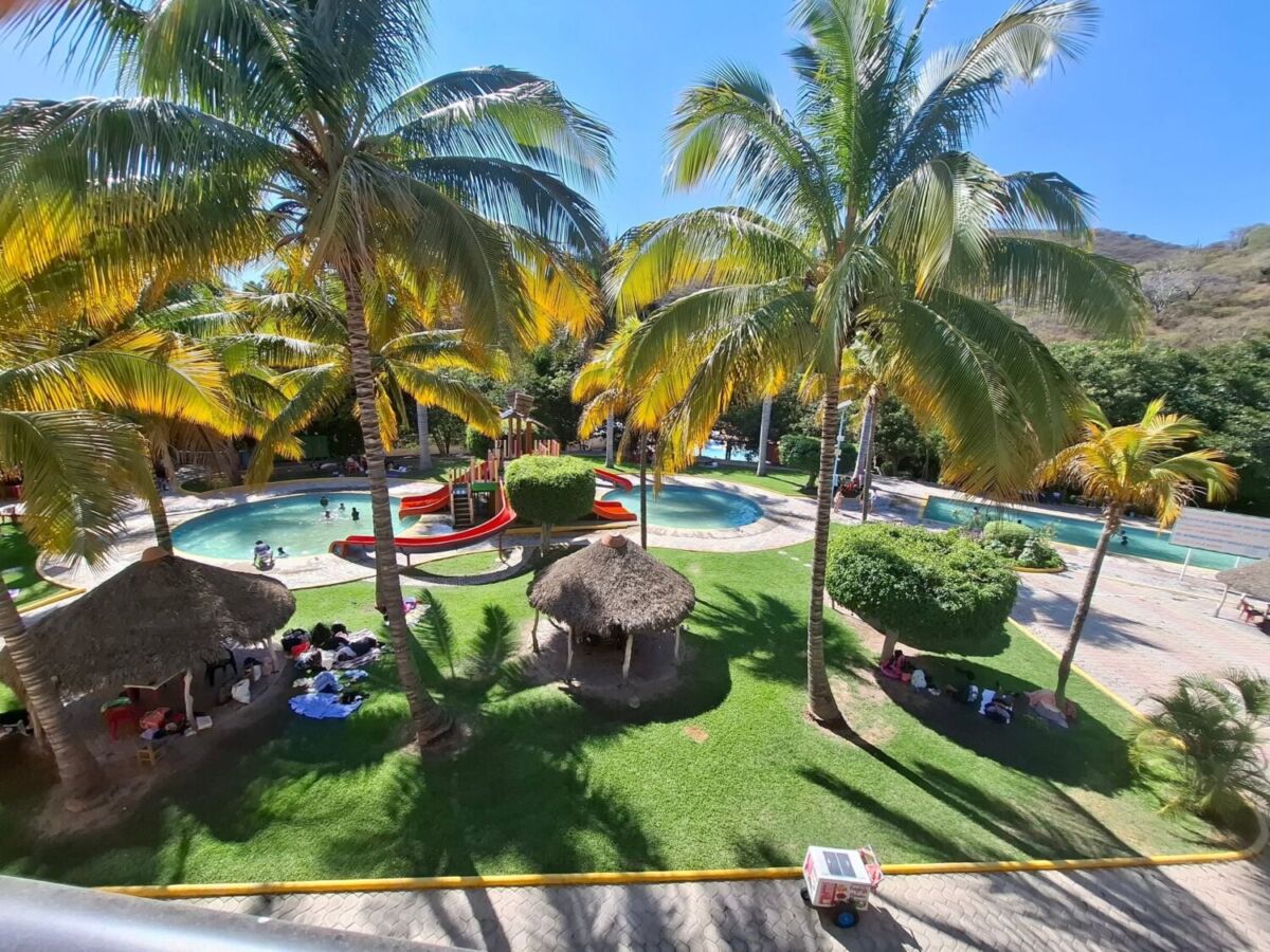 Vista panorámica del Balneario Atotonilco en Puebla