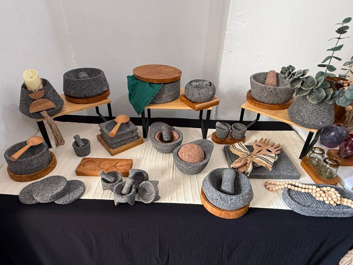 artículos de piedra volcánica