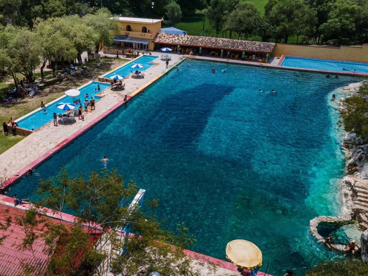 Vista panorámica del Balneario Atonaltzin en Oaxaca