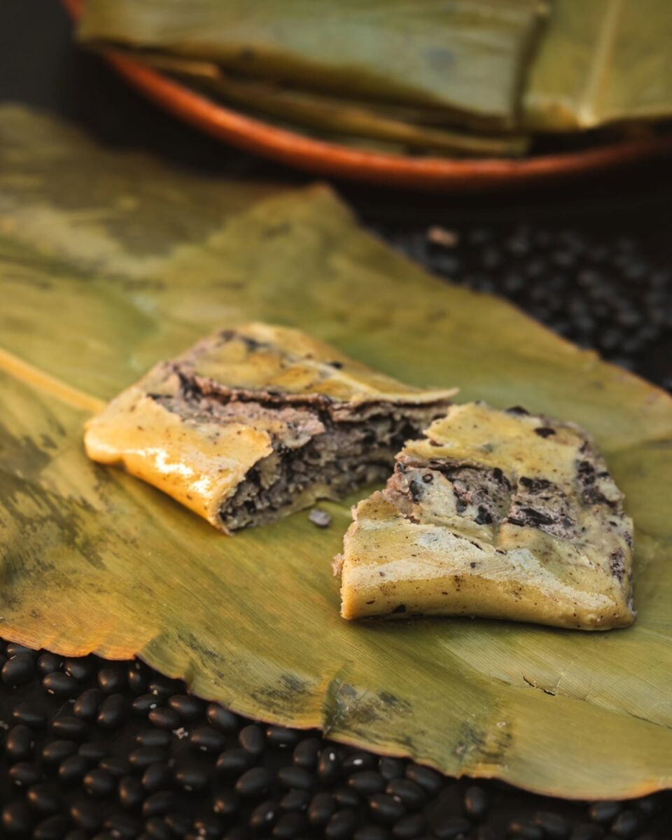 Tamal de frijol en Cholula 