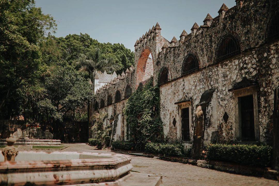 hacienda histórica construida con piedra