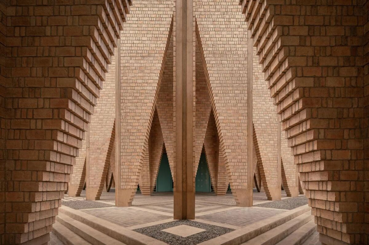 Detalles en la arquitectura de la Ciudad de las Artes Indígenas en Tepic, Nayarit