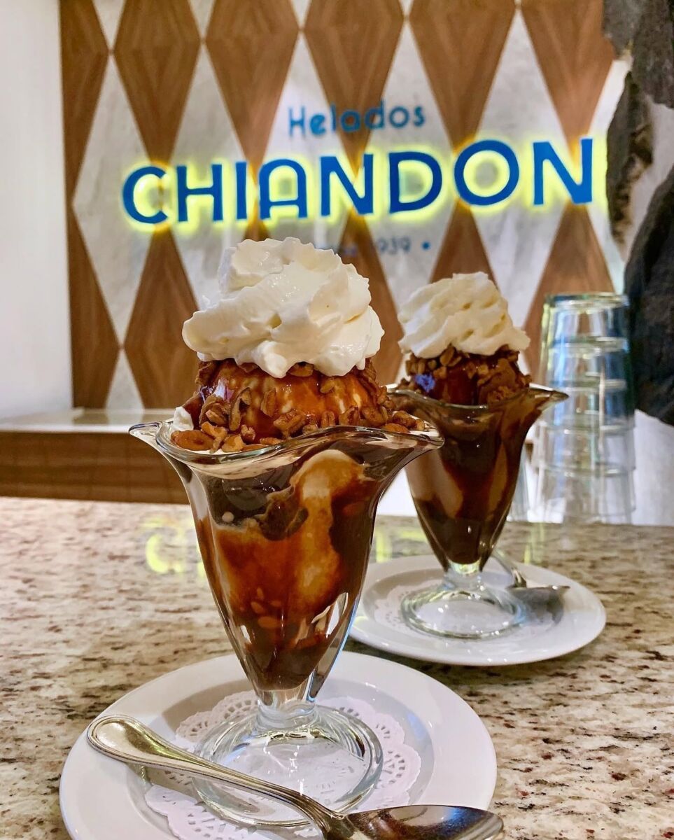 hot fudge sundae