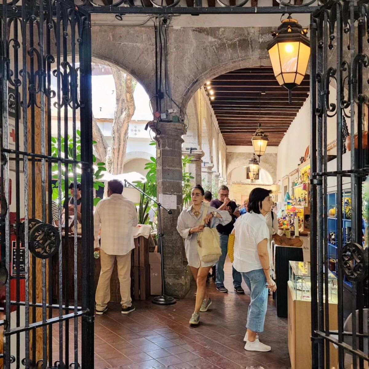 entrada bazar sábado en san ángel