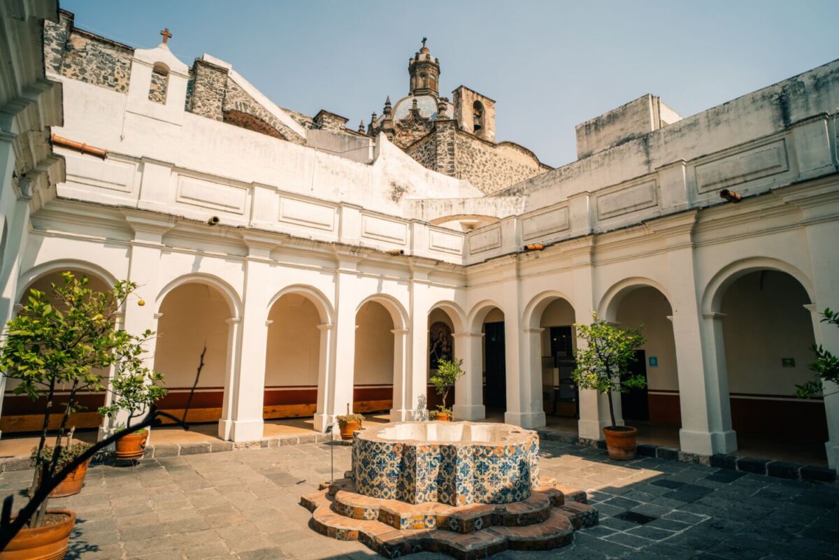 atrio del museo de el Carmen