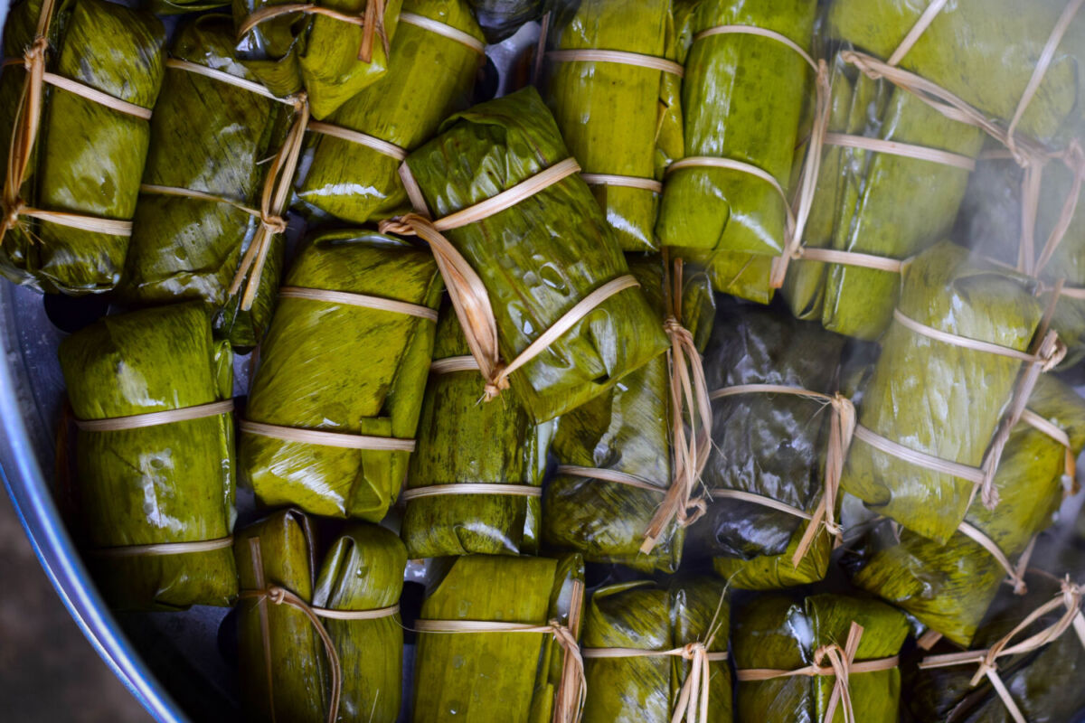 Tamales de pascal envueltos en hoja de maíz