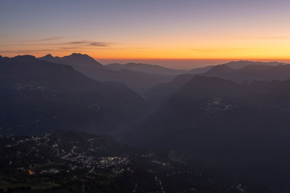 Sierra Madre del Norte al Amanecer