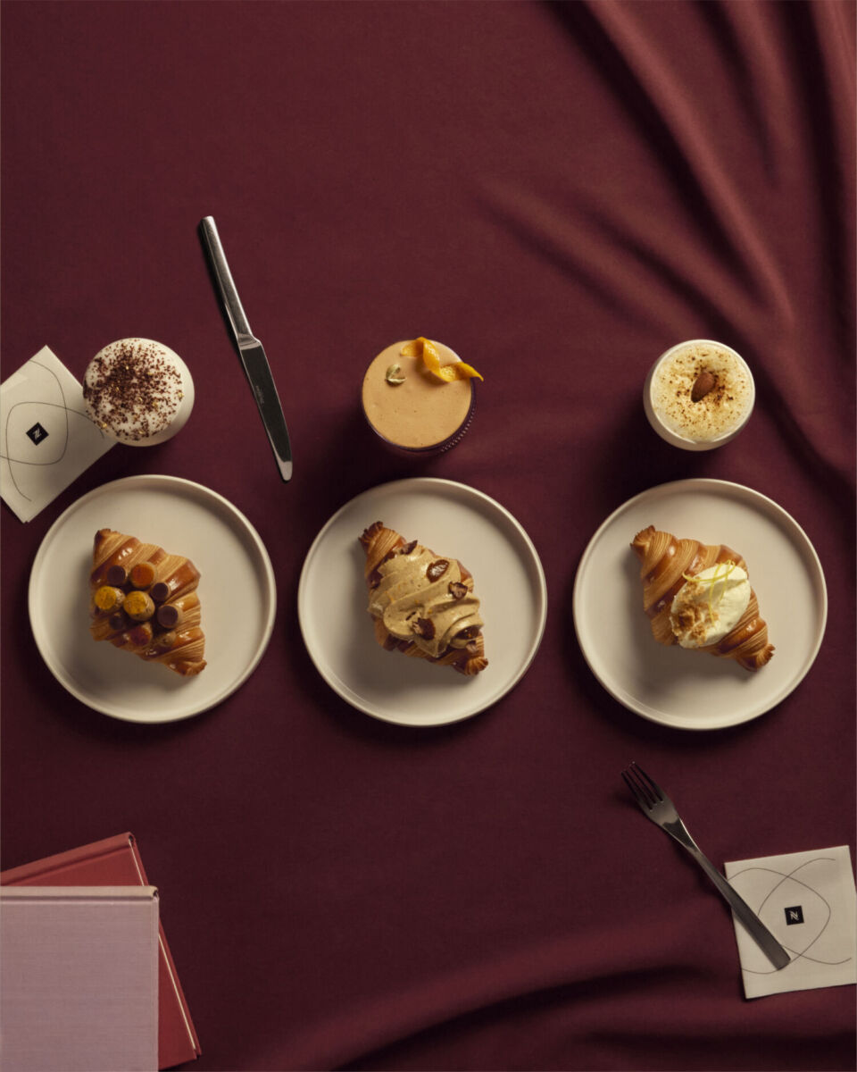 Un croissant y un café y me siento como si estuviera en Les Champs-Elysées, pero es Reforma en la CDMX