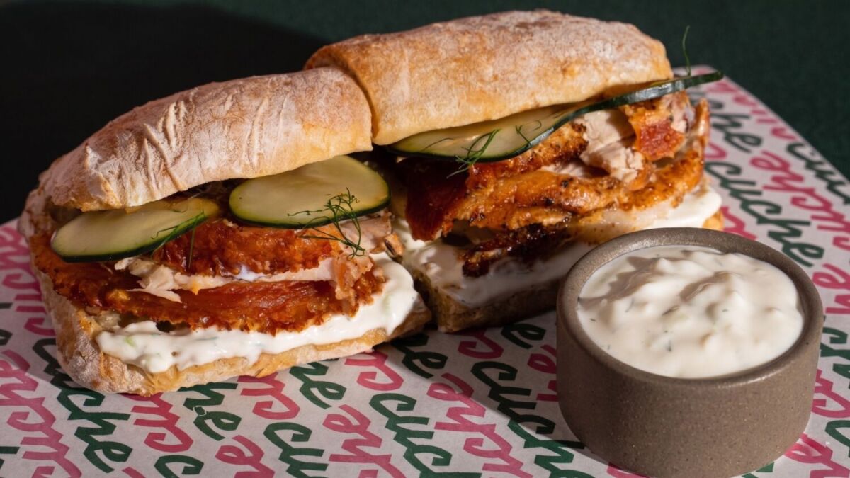 Cuando quiero comer rico sin gastar mucho, voy a este lugar de la Narvarte por sus sándwiches de porchetta jugosa Cuando quiero comer rico sin gastar mucho, voy a este lugar de la Narvarte por sus sándwiches de porchetta jugosa