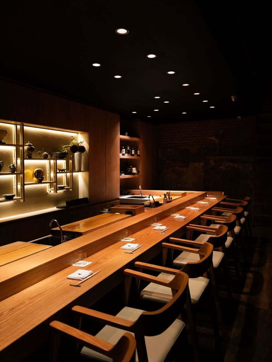 Entramos en la barra japonesa que se prepara para tener el mejor omakase de la CDMX