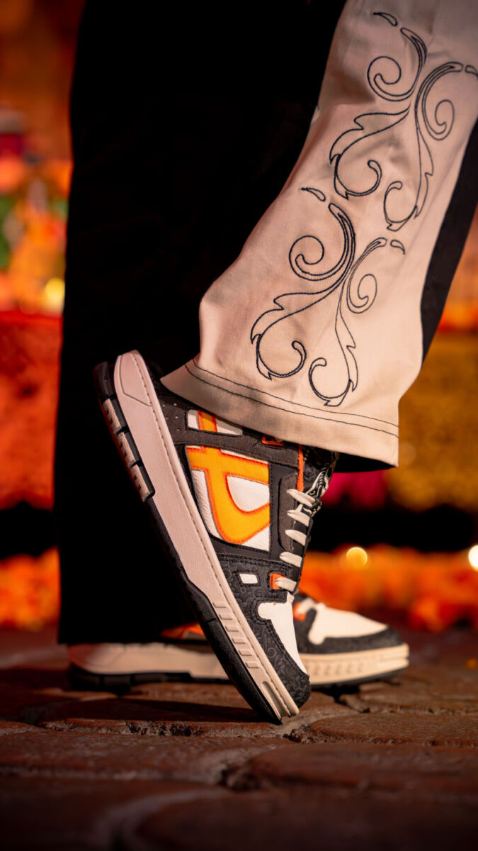 tenis inspirados en la tradición de Día de Muertos 
