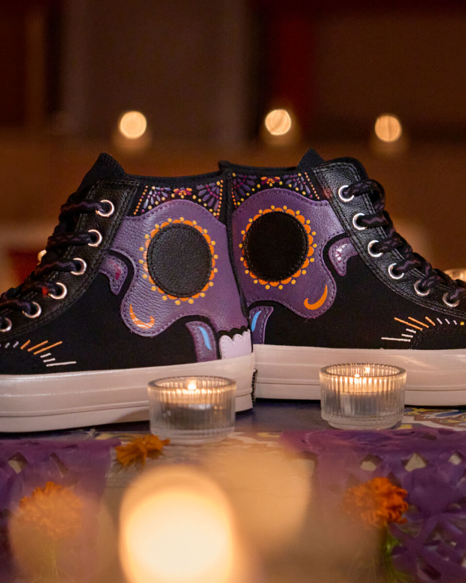 tenis Chuck de Converse inspirados en el Día de Muertos 