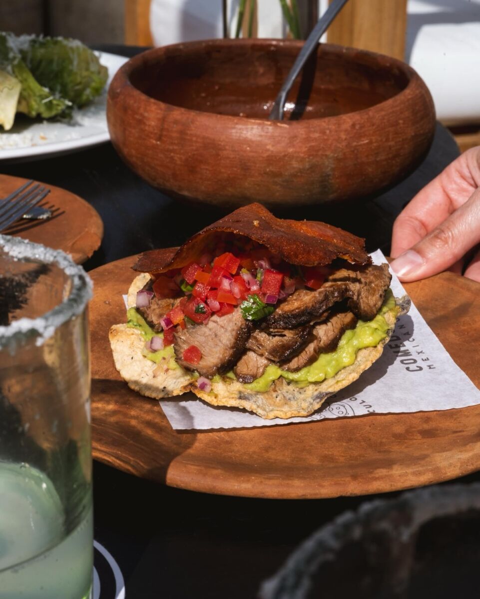 taco de ribonucleico eye con guacamole 