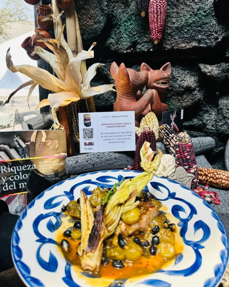 puesta museográfica de la comida en restaurante