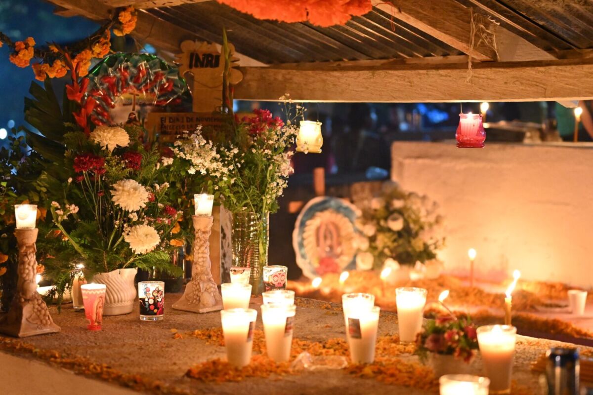 altares con velas huasteca
