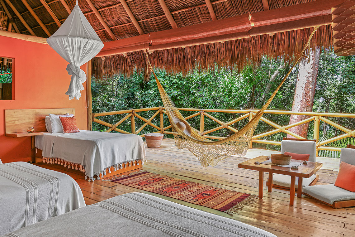 habitación compartida en hotel en la selva